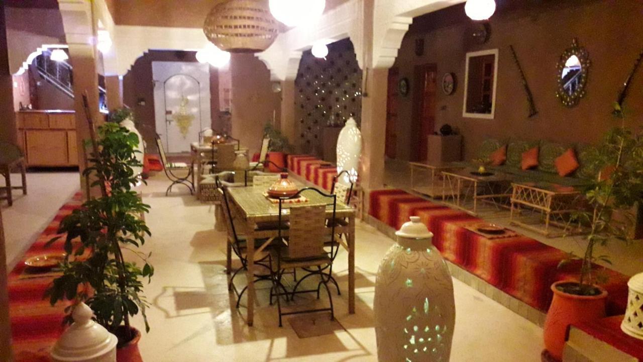 Tajda Riad Sarayas المظهر الخارجي الصورة